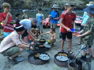 Dutch oven cooking grande ronde river rafting grande ronde river troop 514 la grande troop 514